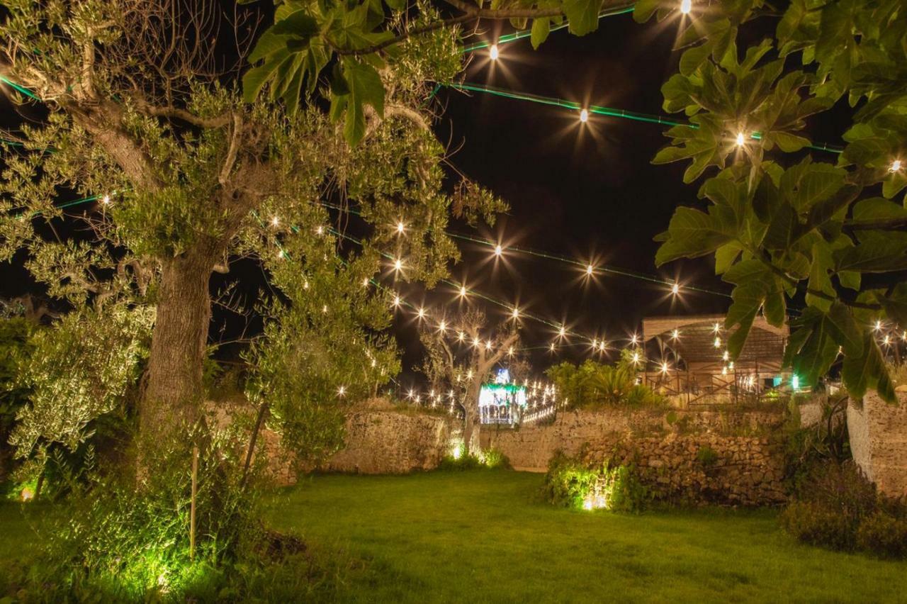 Agriturismo Li Calizzi Arte E Natura Novoli Buitenkant foto